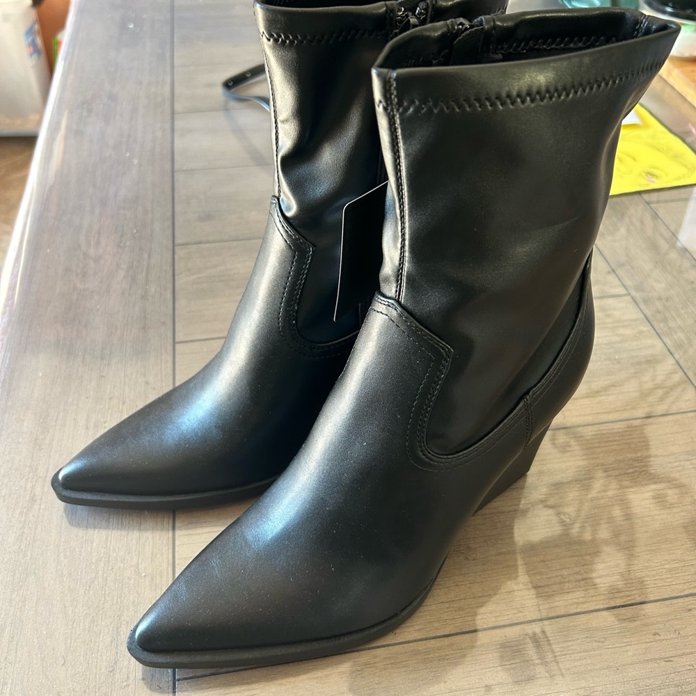 Forever 21 Black Heeled Boots Sleek Pointed Toe
